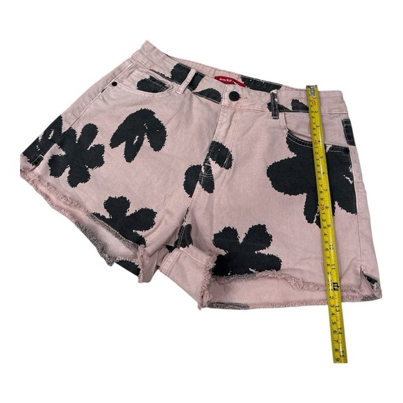 Smoke Rise Red Black Jean Shorts with Bold Floral Print size L - Picture 8 of 13